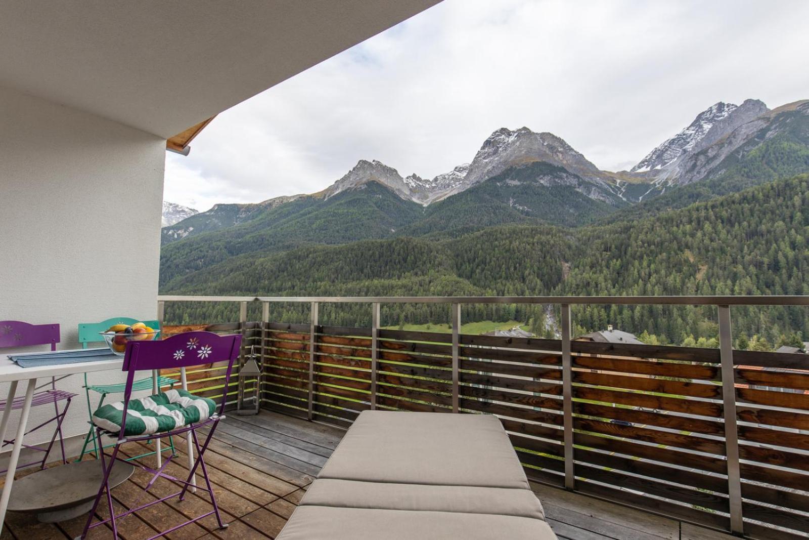 Chasa Vista Lischana Scuol Buitenkant foto